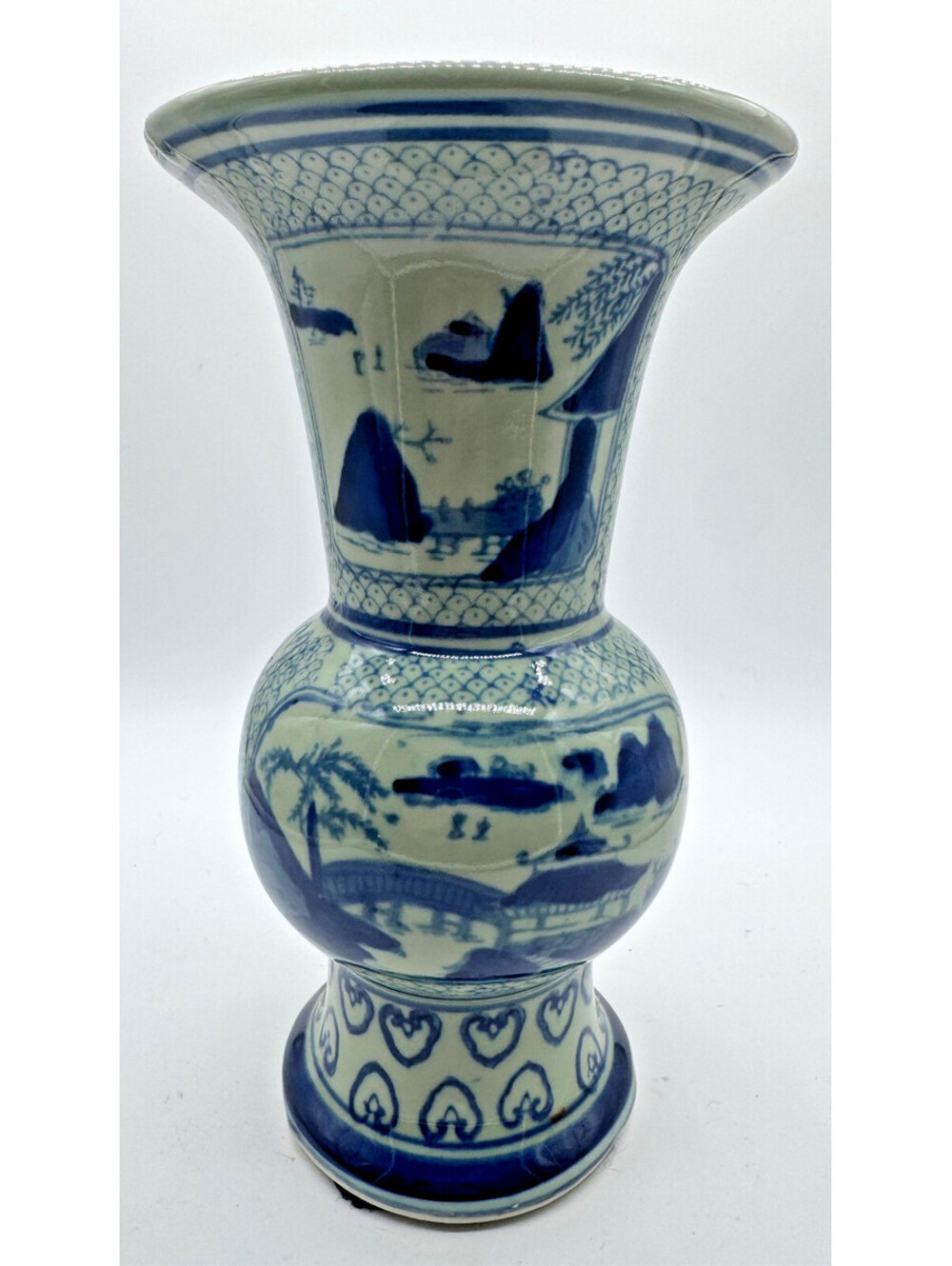 Vintage Chinese Blue White Porcelain Landscape Vase Chinoiserie 10.5"